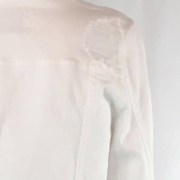 Guess Distressed Jean Jacket (new) - Picture 4 of 8